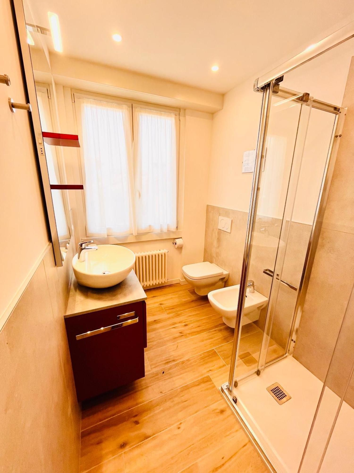 Berengario Suites Torri Del Benaco Ngoại thất bức ảnh